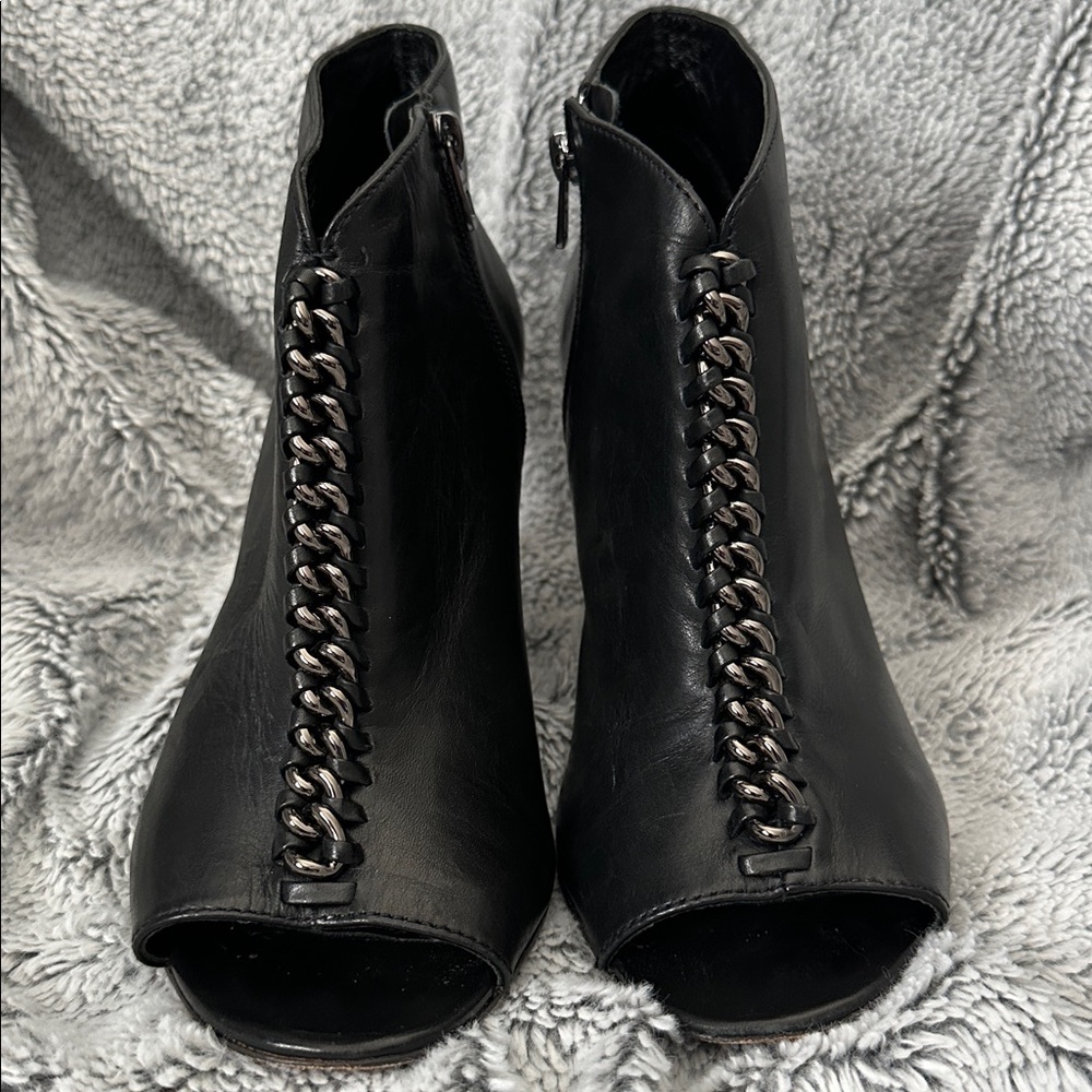 Coach Olie Soft Shine Calf Leather Bootie Sz 9.5 - Picture 11 of 11